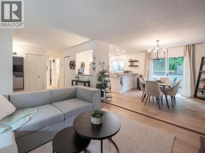 617 GOWER POINT ROAD, Gibsons