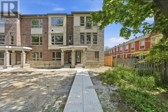 6175 KINGSTON ROAD, Toronto