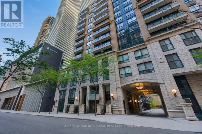 618 - 35 HAYDEN STREET, Toronto