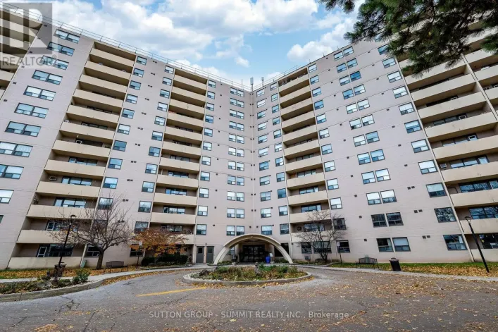 618 - 700 DYNES ROAD, Burlington