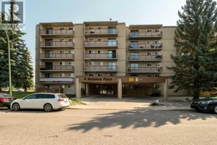 619, 5 Berkeley Place W, Lethbridge
