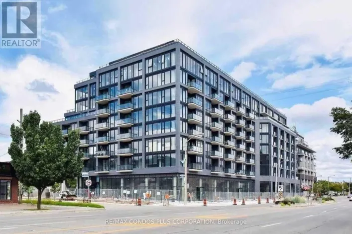 619 - 7 SMITH CRESCENT, Toronto