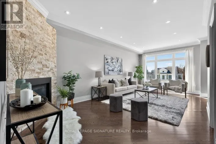61B BEXHILL AVENUE, Toronto