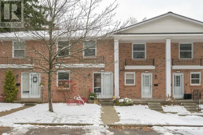 62 - 1385 COMMISSIONERS ROAD W, London South