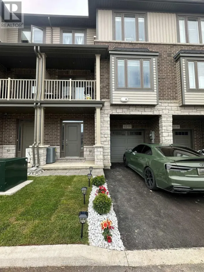 62 - 19 PICARDY DRIVE, Hamilton