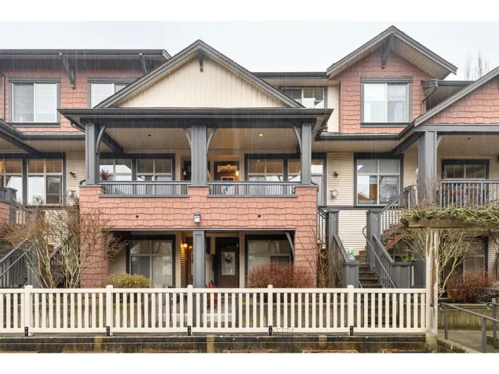 62 19478 65 AVENUE, Surrey