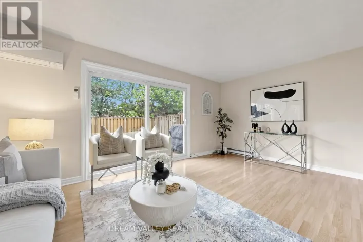 62 - 2075 WARDEN AVENUE, Toronto