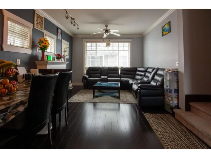 62 7156 144 STREET, Surrey