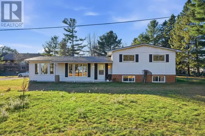 62 AIRPORT ROAD, Addington Highlands