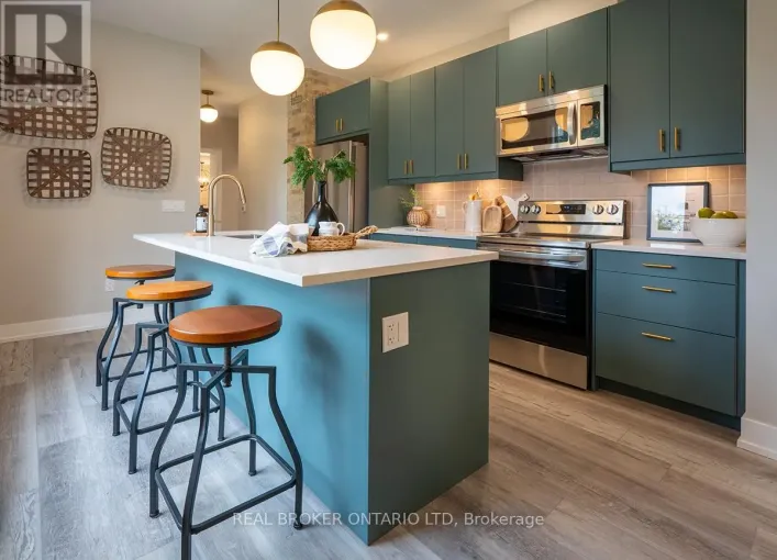 62 BARKER STREET, London East