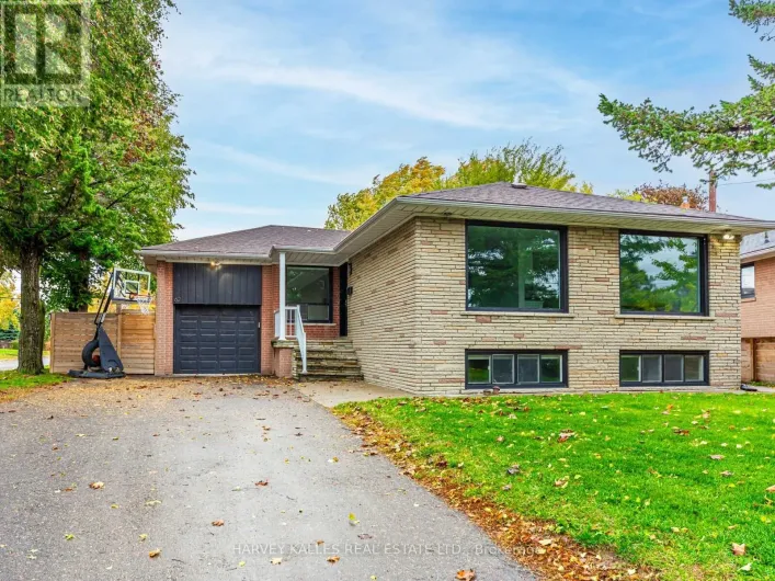 62 COCKSFIELD AVENUE, Toronto