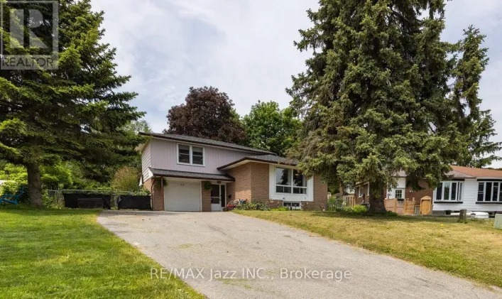 62 CROSSLEY DRIVE, Port Hope