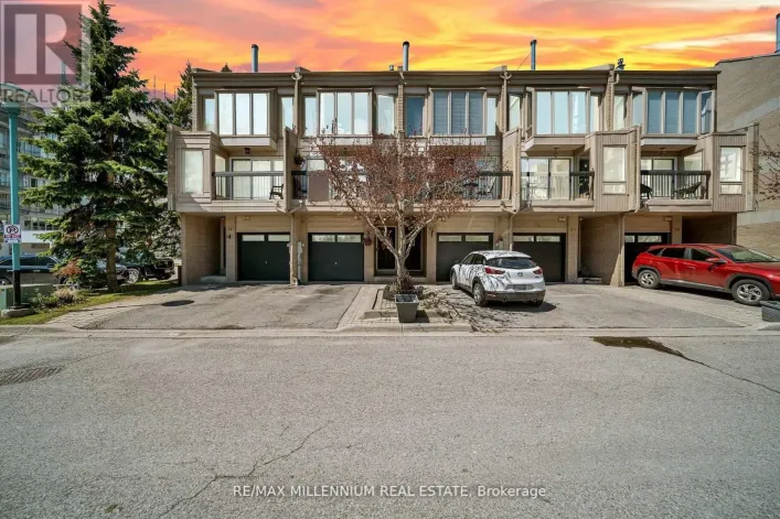 62 CUMBERLAND LANE, Ajax