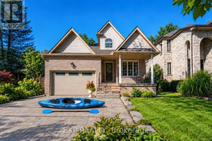 62 FERGUS AVENUE, Richmond Hill