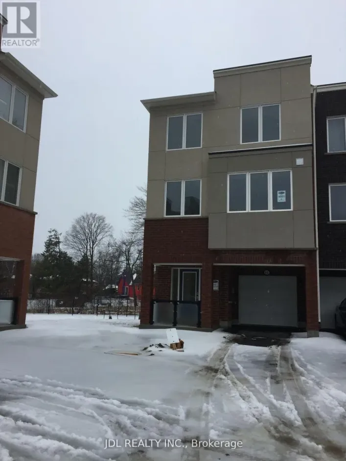 62 HERON PARK PLACE, Toronto