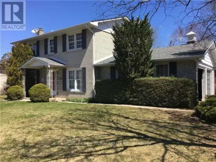 62 LANDFAIR CRESCENT, Toronto