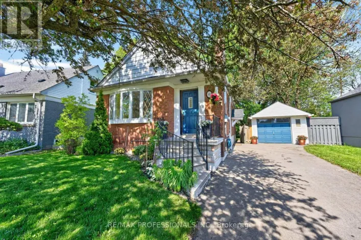 62 MARCHINGTON CIRCLE, Toronto