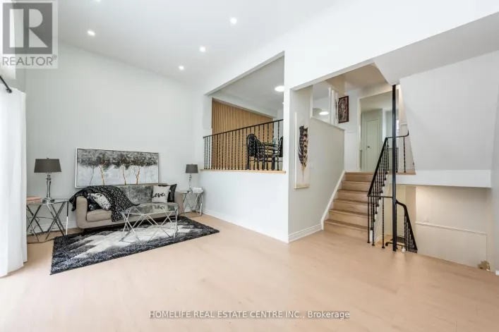 62 MCCALLUM COURT, Brampton