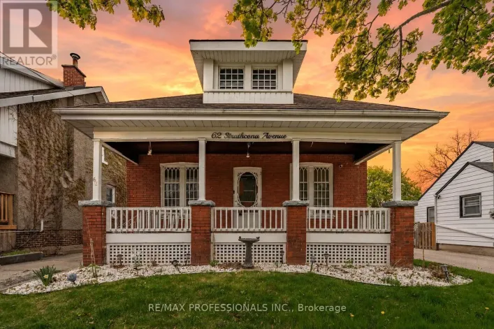 62 STRATHCONA AVENUE, Brantford