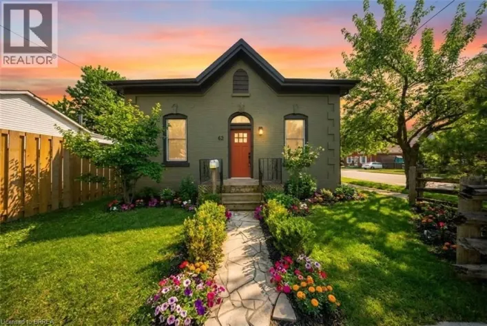 62 WALNUT Street, Brantford