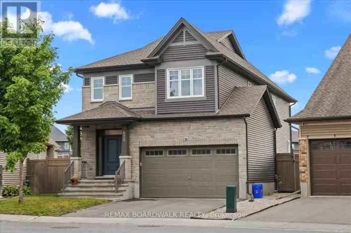 620 BARRY HELMAN DRIVE, Ottawa