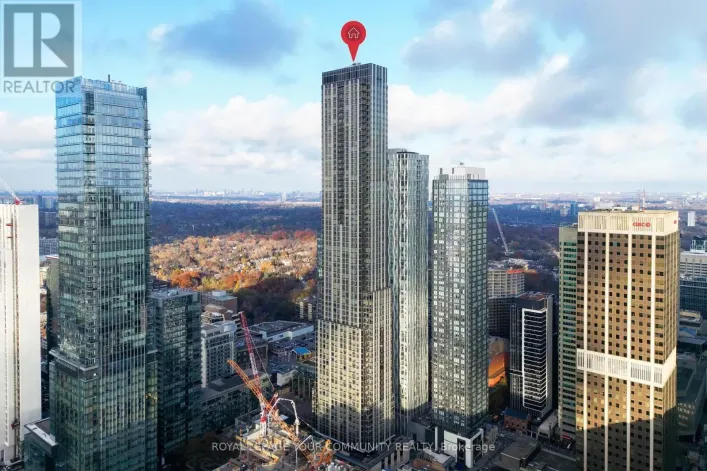 6204 - 11 YORKVILLE AVENUE, Toronto