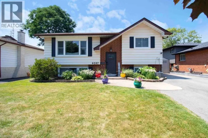 6207 KIRKLAND Drive, Niagara Falls