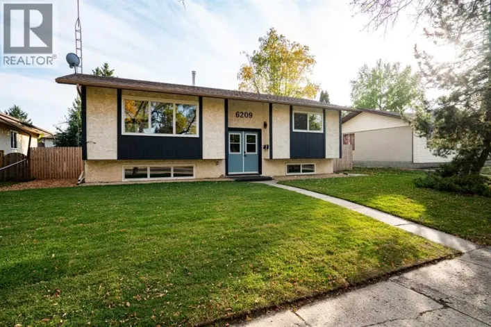 6209 42 Avenue, Camrose
