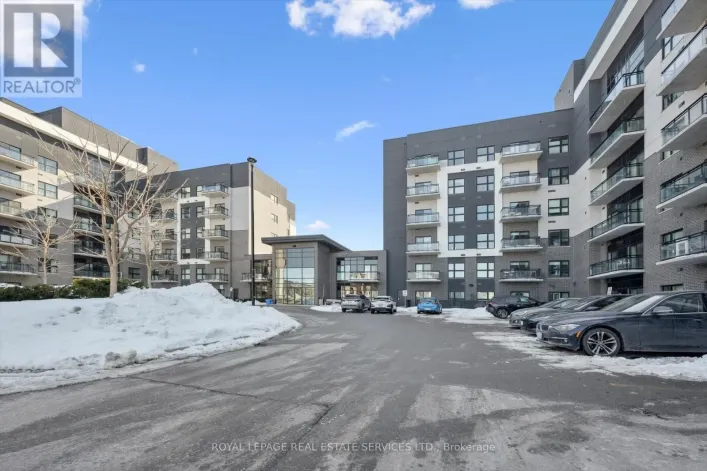 621 - 102 GROVEWOOD COMMON, Oakville