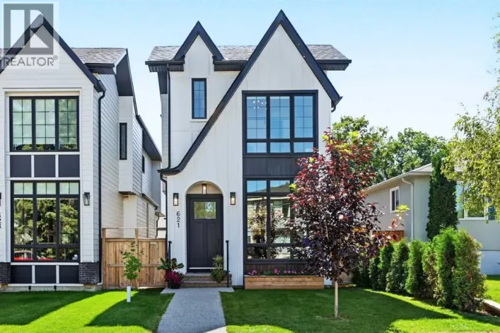 621 22 Avenue NE, Calgary