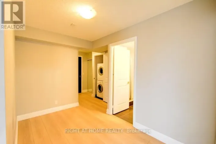 621 - 370 HIGHWAY 7 E, Richmond Hill