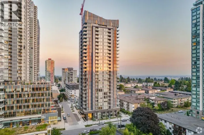 621 6378 SILVER AVENUE, Burnaby