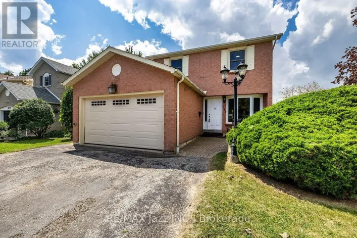621 FLAVELLE COURT, Pickering