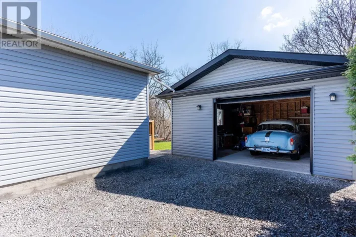 621 ROSSEAU ROAD, Hamilton