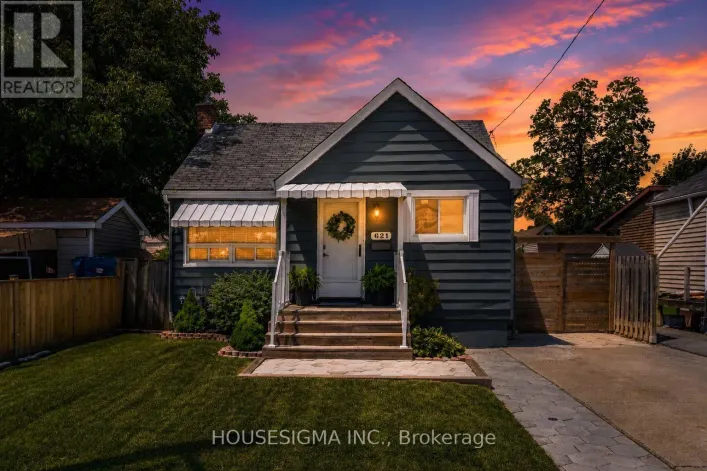 621 TATE AVENUE, Hamilton
