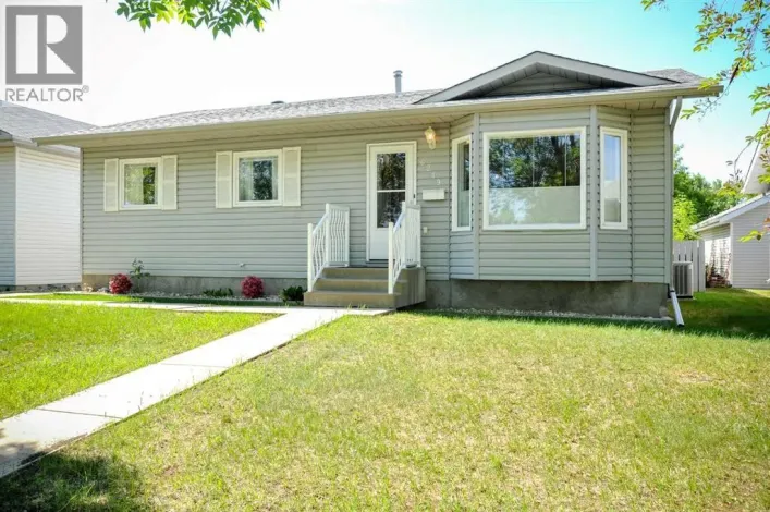 6219 54 Avenue, Camrose