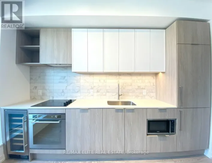 622 - 2020 BATHURST STREET, Toronto