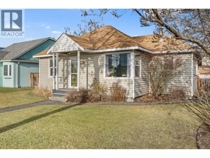 622 Bay Avenue, Kelowna