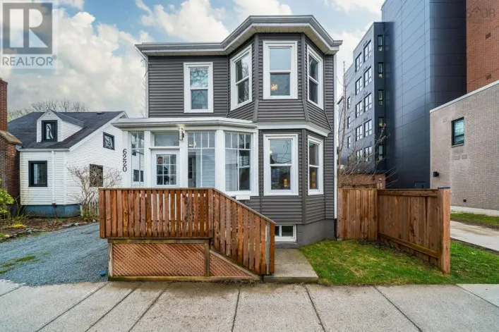6220 Pepperell Street, Halifax