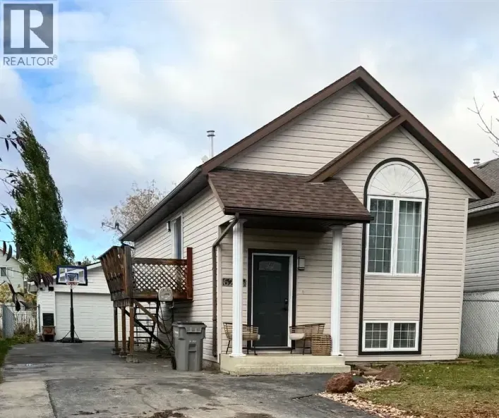 6226 90 Street, Grande Prairie