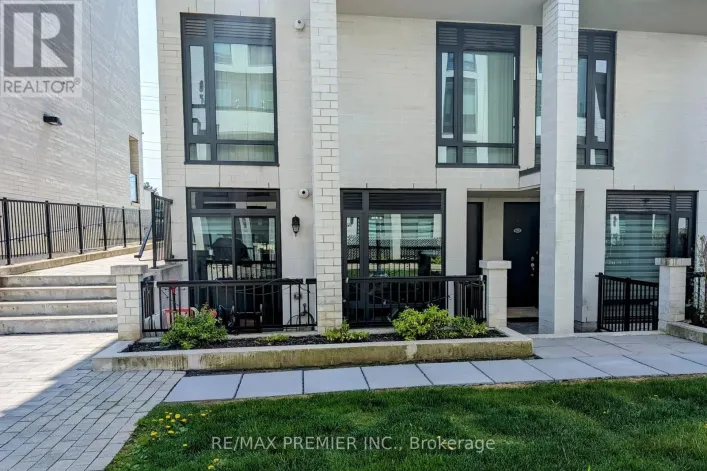 624 - 140 WIDDICOMBE HILL BOULEVARD, Toronto