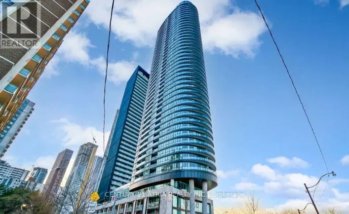 Apartment for rent: 624 - 585 BLOOR STREET E, Toronto