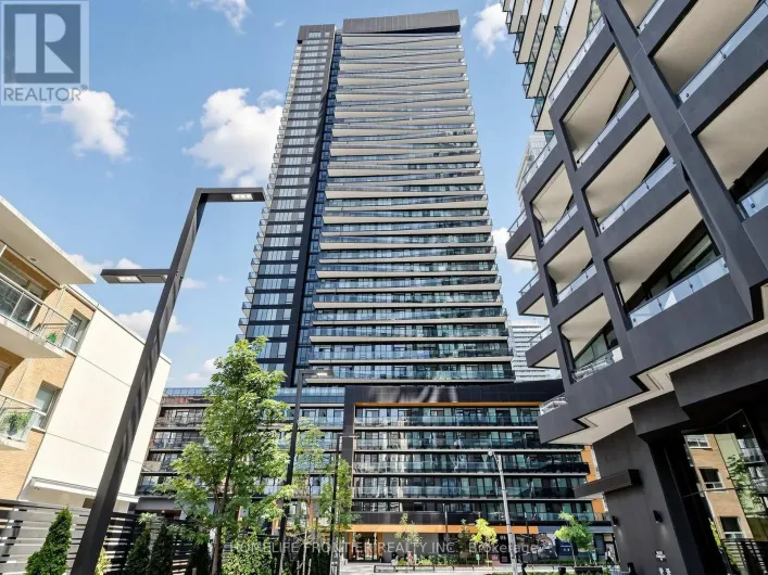 624N - 117 BROADWAY AVENUE, Toronto