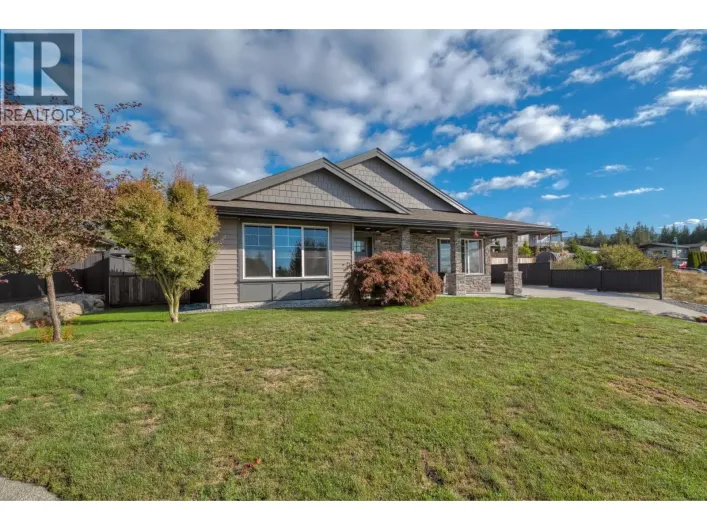 6252 ORACLE ROAD, Sechelt