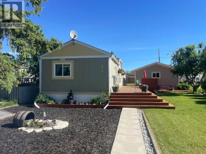 626 3 Avenue, Bassano