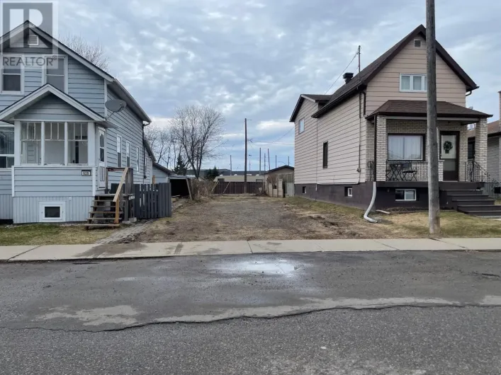 626 McBain ST, Thunder Bay