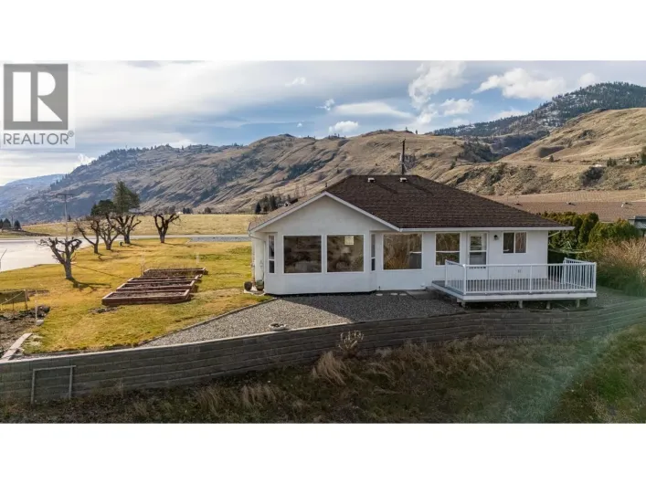 626 Ponderosa Road, Oliver