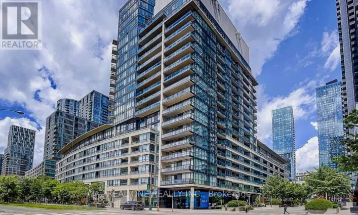 627 - 8 TELEGRAM MEWS, Toronto