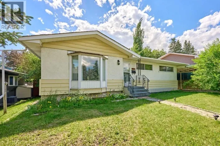 627 94 Avenue SW, Calgary