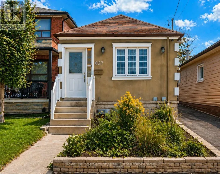 627 CALEDONIA ROAD, Toronto